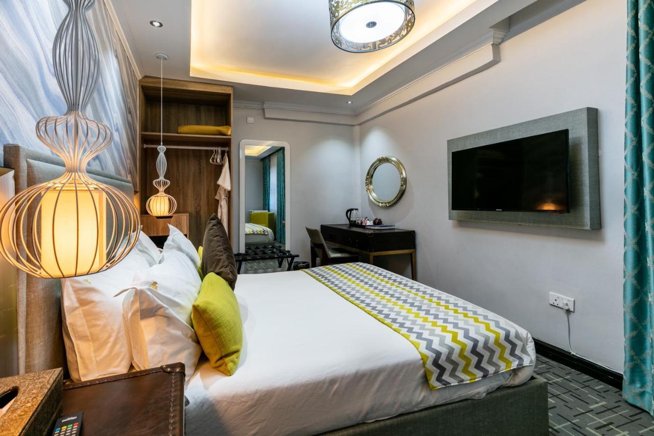 The Melva Guest House Габороне Екстер'єр фото